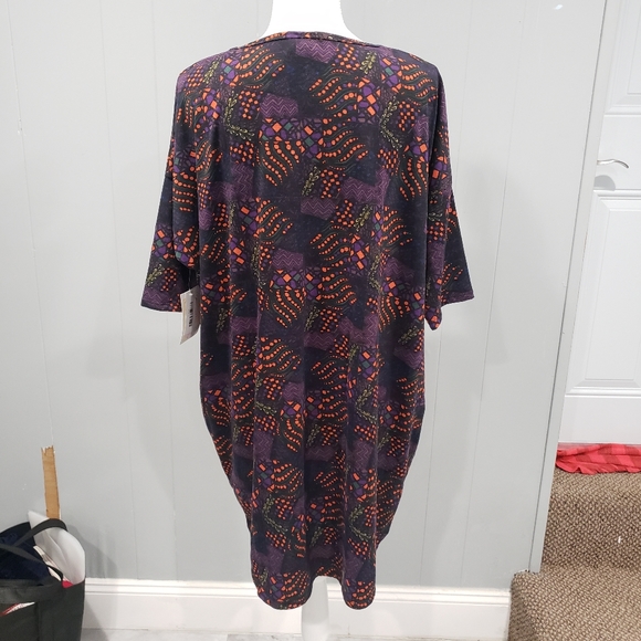Lularoe Irma tunic tops blouses - Picture 5 of 7